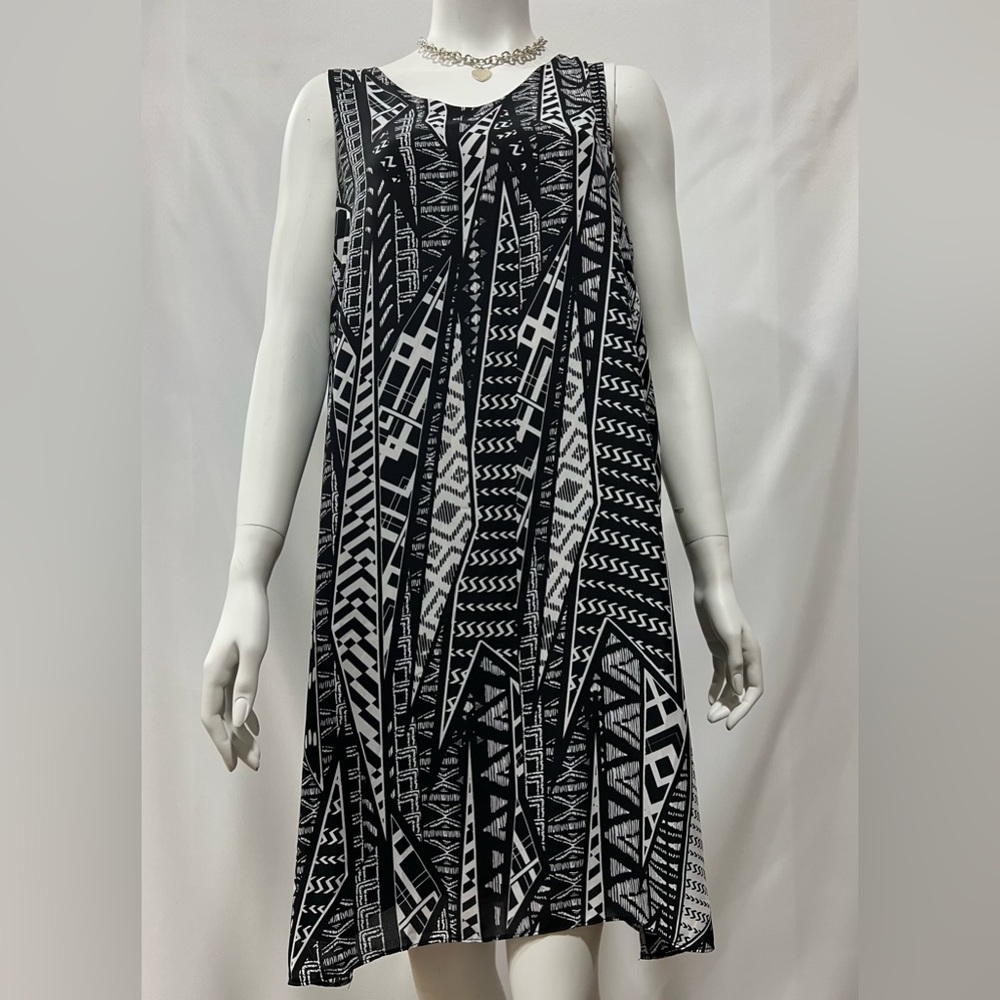🔥🔥Chic v-neck sundress 👗🛍️✨💕